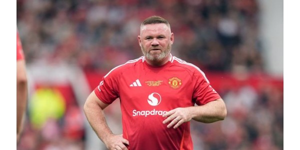 Manchester Uniteds pensionerade spelare vill spela igen Manchester Uniteds pensionerade spelare vill spela igen